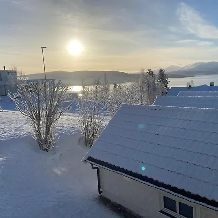 Cozy Appartement In Finnsnes Exterior photo